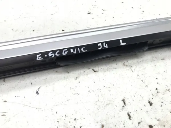 Renault OE Dakdrager Links 738211621R - Gebruikt image 7