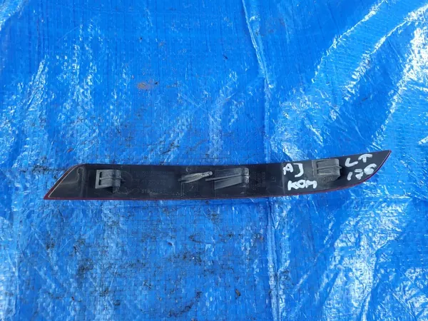 OPEL Astra J Vasemman Takavalon Heijastin 13282239 image 2