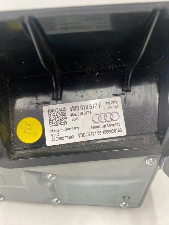 Écran HUD Audi Q8 Côté Gauche OEM 4M8919617F image 7