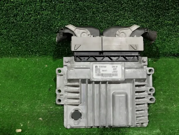 Module ECU Chevrolet 25187592 image 2