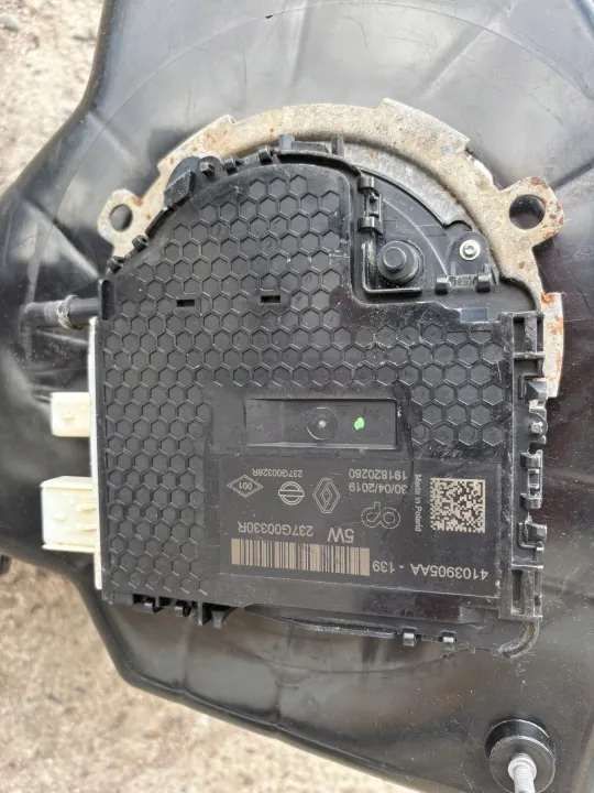 Nissan AdBlue-säiliö OEM 204115JU2A Navara D23 2020 image 3
