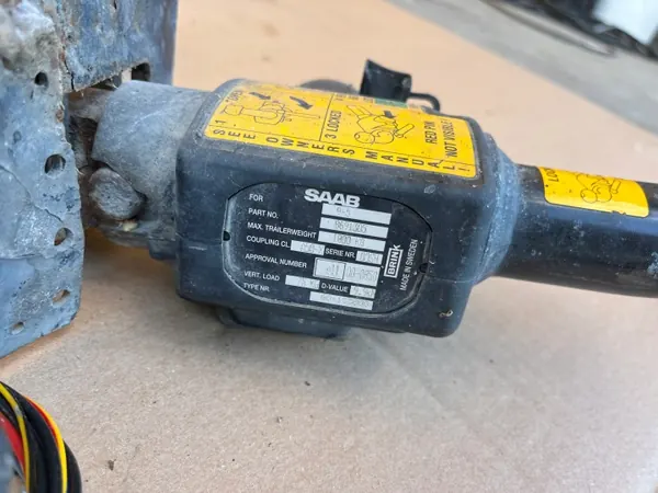 OEM 8691305 Engate Reboque Saab 9-5 1997-2005 image 3