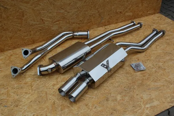 Système d'échappement Turboworks Cat Back pour BMW E36 M3 2x2" à 3" image 3