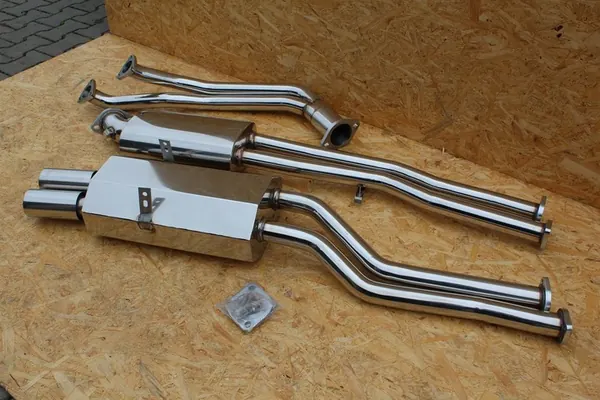 Système d'échappement Turboworks Cat Back pour BMW E36 M3 2x2" à 3" image 4