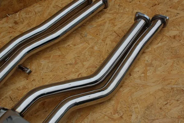 Système d'échappement Turboworks Cat Back pour BMW E36 M3 2x2" à 3" image 8