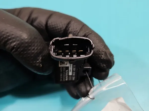 Air Pressure Sensor Volvo V40 II 12- OEM 0261230294 image 6