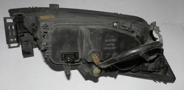 Ford Mondeo MK3 Xenon Ajovalo Vasemmalle EU image 3