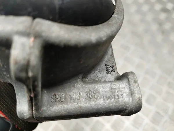 Audi A4 S4 B8 Left Front Brackets 8R0199381E image 2