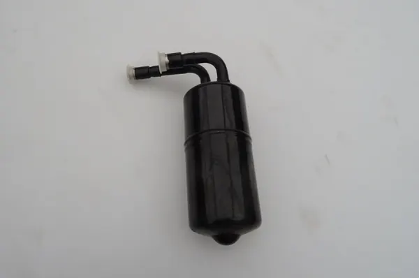 Secador AC OEM 7R33-OSK para Mustang 2005-2009 image 2