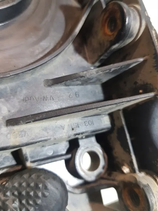 Joint d'arbre OEM 04L103151A pour VW Audi Skoda 2.0 TDI image 4