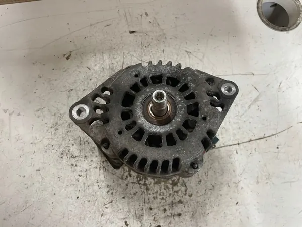 Vaihtovirtageneraattori OPEL ASTRA J 1.7L diesel 2009 image 3