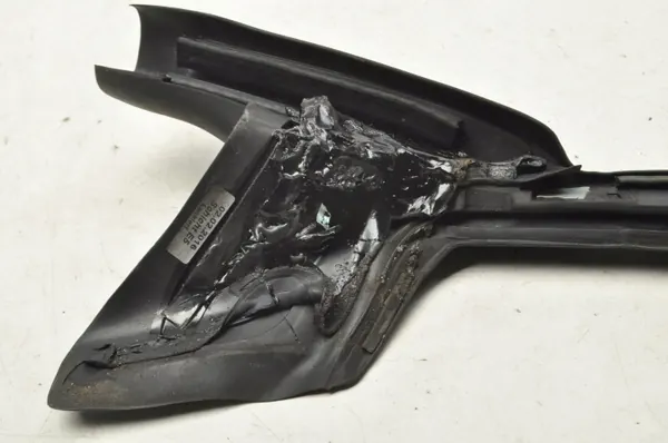 Mercedes AMG GT oven tiiviste OEM A1906970251 - Oikea etu image 10