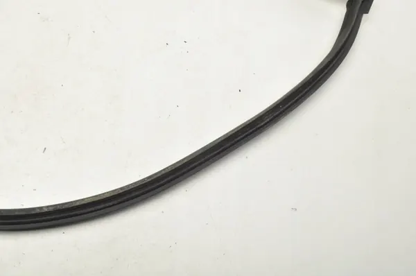 Mercedes AMG GT oven tiiviste OEM A1906970251 - Oikea etu image 9