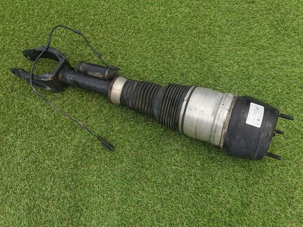 Amortecedor Direito Frontal MERCEDES GL GLE GLS ML 166 A1663201413 image 1