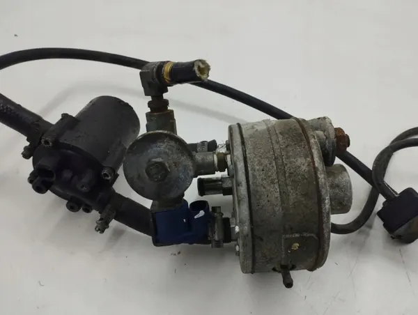 Reductor LPG Infiniti OEM 67R010276 - Usado image 7