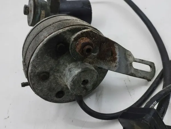 Reductor LPG Infiniti OEM 67R010276 - Usado image 8