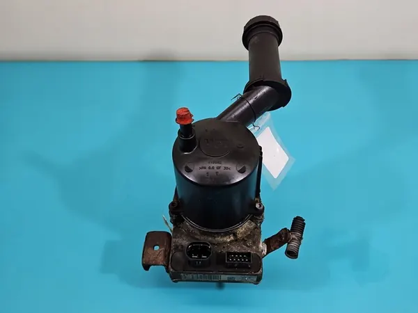 Servostyrningspump Citroen C4 I 1.6 16V OEM 9657613480 image 2