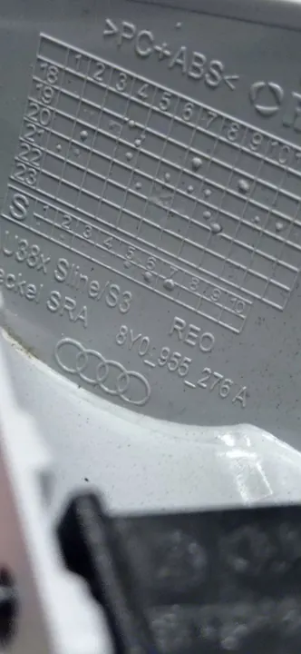 Cubierta de boquilla de lavaparabrisas Audi A3 8P0955275A / 8P0955276A image 3