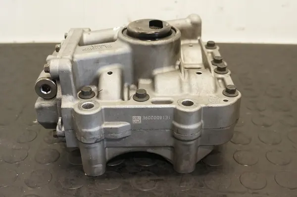 Olje pump balansaxel Chevrolet Captiva Opel Antara 2.2 CDTI OEM 25181569 image 3