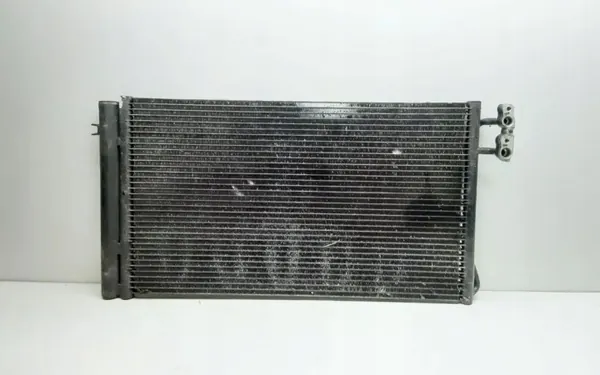 BMW Ilmastointikondensaattori OEM 6930039 - Käytetty image 2
