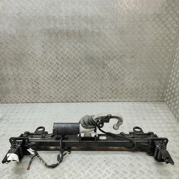 Land Rover Defender L663 Kit enganche remolque 2024 OEM P8BM-17K817-AD image 2