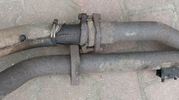Tuyau Collecteur Droit OEM RURA KOLEKTORA PRAWA image 3