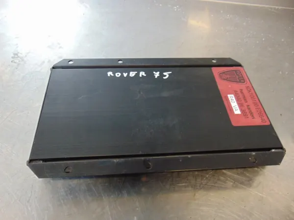 Amplificador Rover OE XQK100190 - Modelo 45 image 7