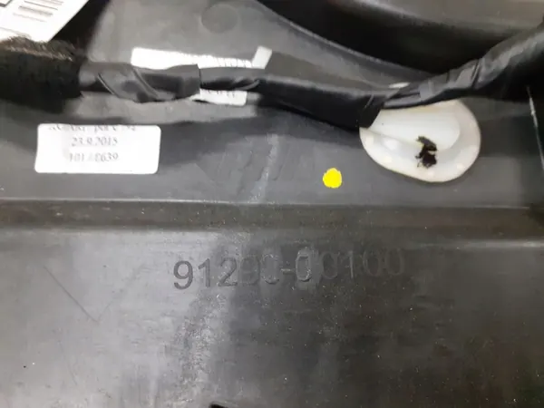 Painel da porta OEM 91290-00100 Esquerda Traseira Hyundai i30 II image 5