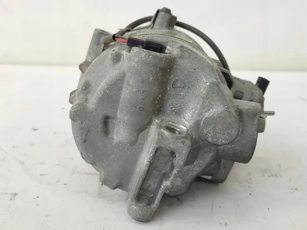 Compresor de aire acondicionado Mercedes W222 S320 image 7