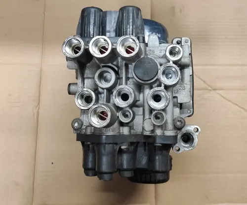 Sécheur d'air Wabco OEM 9325103010 pour MAN TGX E6 image 4