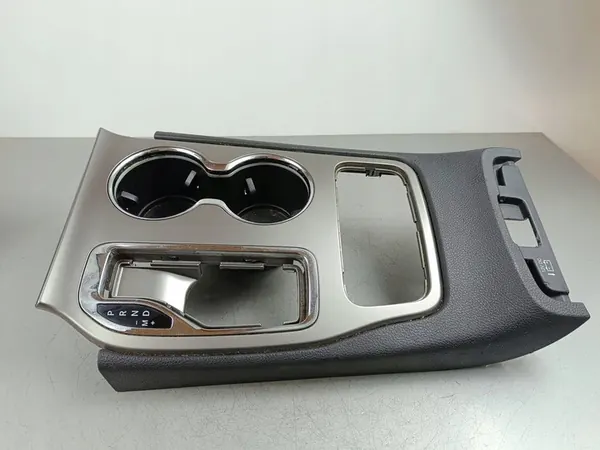 2018 Jeep Grand Cherokee Shift Lever Frame FOB50603 image 4