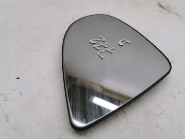 Insert de miroir Audi A2 2001 OEM AMD136840 image 3