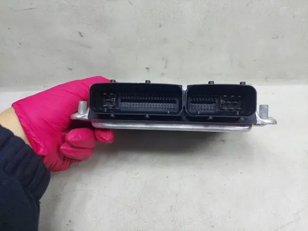 Motorregelaar 038906019KD voor VW Passat B5 FL 1.9 TDI image 3