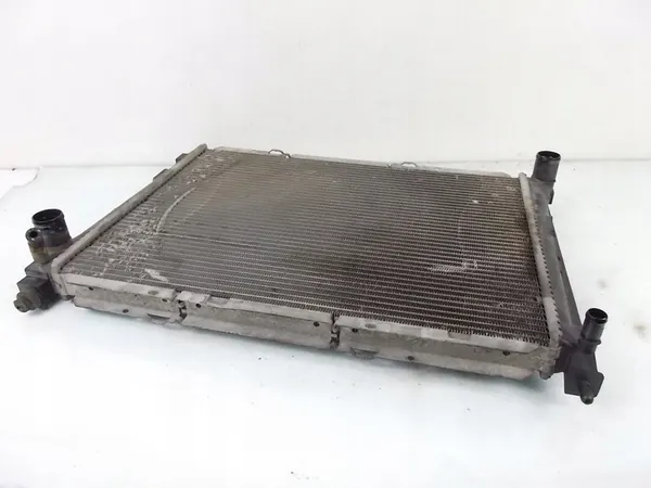 Radiador de agua Nissan Micra K12 02-07 1.5 dci OEM 21410BC510 image 3