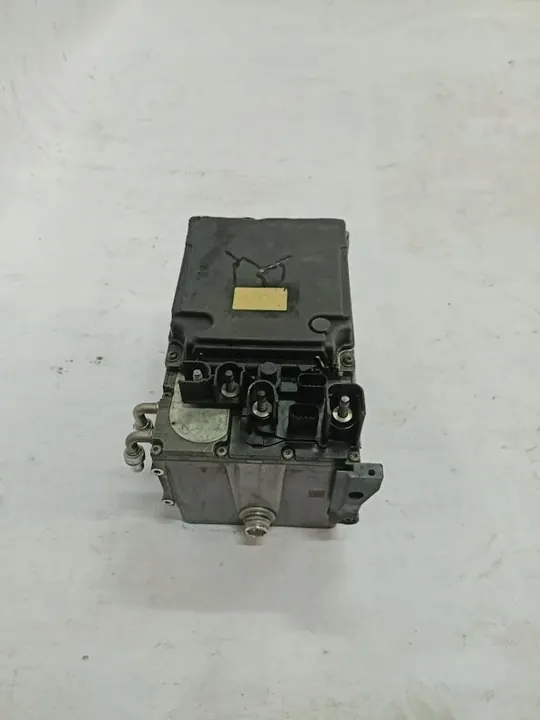 Mercedes-Benz S W223 Accu A0009829420 image 1