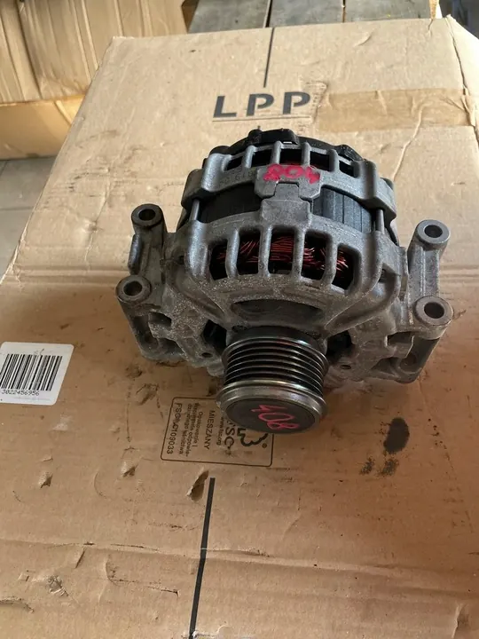 VW AUDI SKODA 2.0 TFSI Alternator image 2