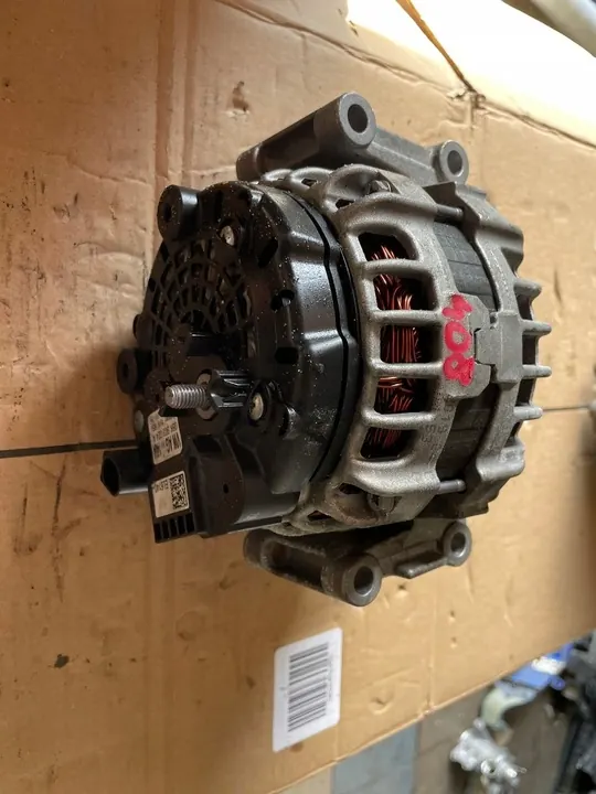 VW AUDI SKODA 2.0 TFSI Alternator image 3