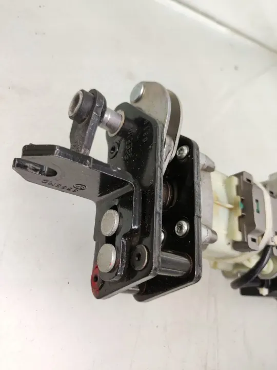 VW Passat B7 Actuateur de Coffre OEM 3C9827383J image 5