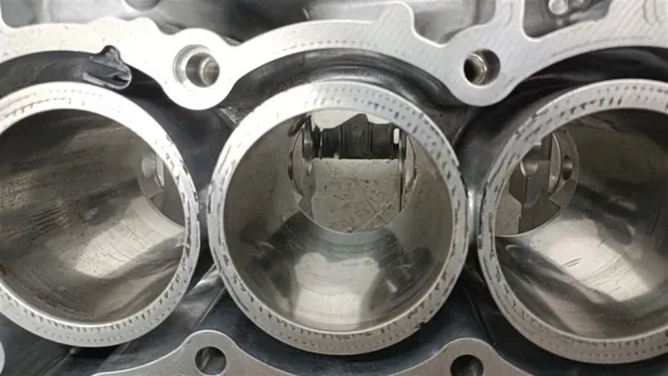 Bloque Motor OEM R2820114300 para Mercedes CLA 118 image 6