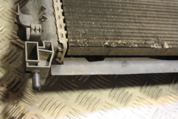 Radiador con ventilador Fiat Grande Punto EVO 1.2 1.4 image 2