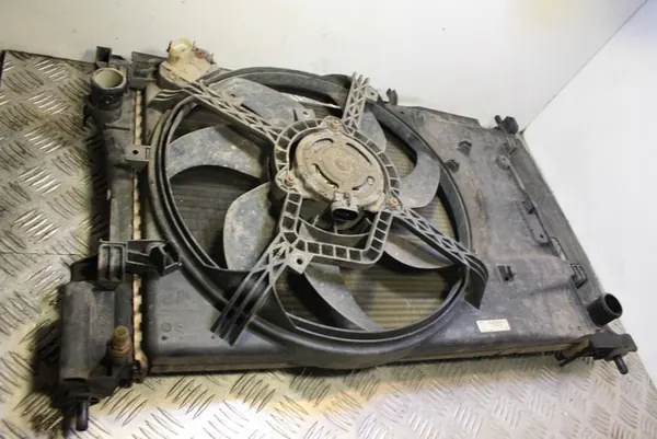 Radiador con ventilador Fiat Grande Punto EVO 1.2 1.4 image 4