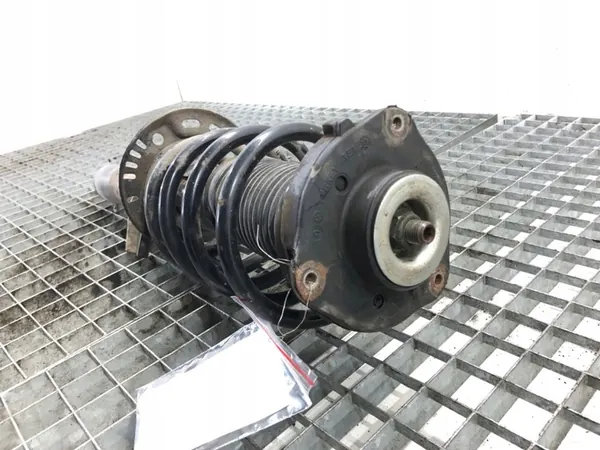 Amortizzatore anteriore destro con molla VW Passat B7 2.0 image 3