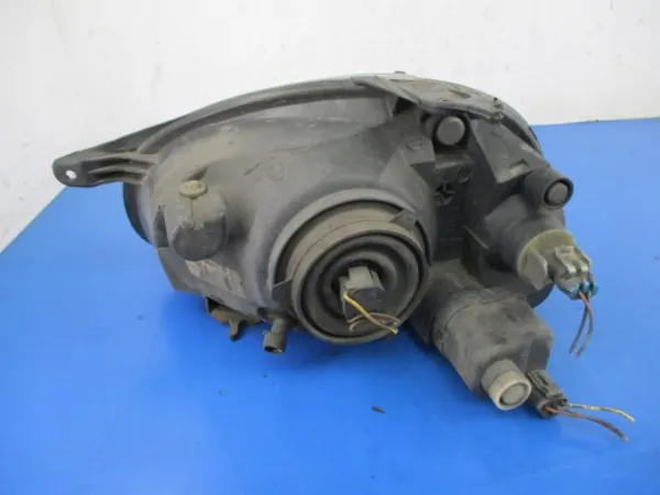 Refletor direito Opel Corsa B Lift OEM 90444785 image 3