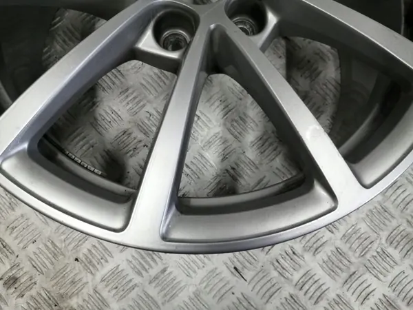 ROUE EN ALUMINIUM AUDI A6 C8 7.5JX17 ET36 5X112 4K0601025 image 10