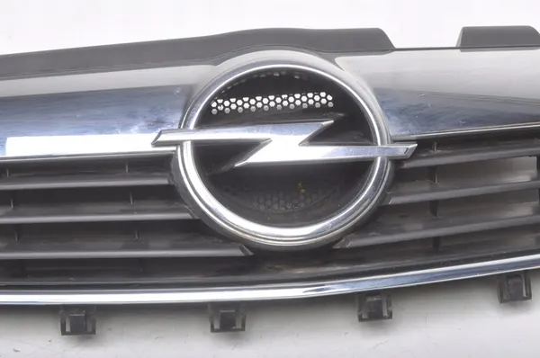 OPEL ZAFIRA B II GRILL 13157590 image 2