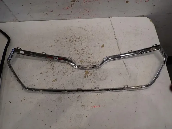 Chrome Grille SKODA FABIA III LIFT 2017- 6V0853761B image 3