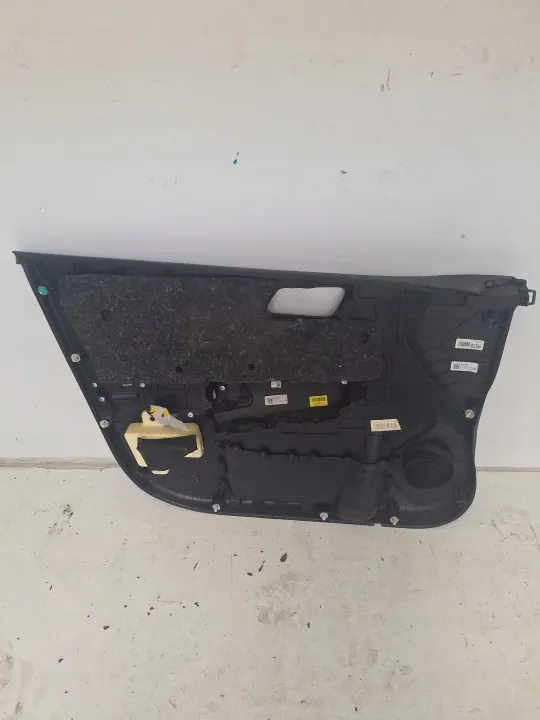 Kia Picanto III ovenverho OEM 93575-G6000 Oikea etu image 3