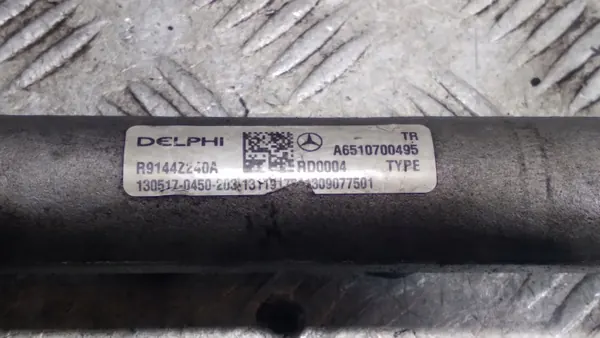 Mercedes W176 1.8 CDI Turbo ruiskutusraide OEM A6510700495 image 4