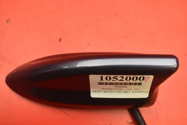 Haineväantenni OEM mamAUTO-1052000- harmaa Honda Civic image 2