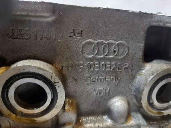 Cárter de aceite Audi A8 S8 D4 OEM 079103032CP image 4
